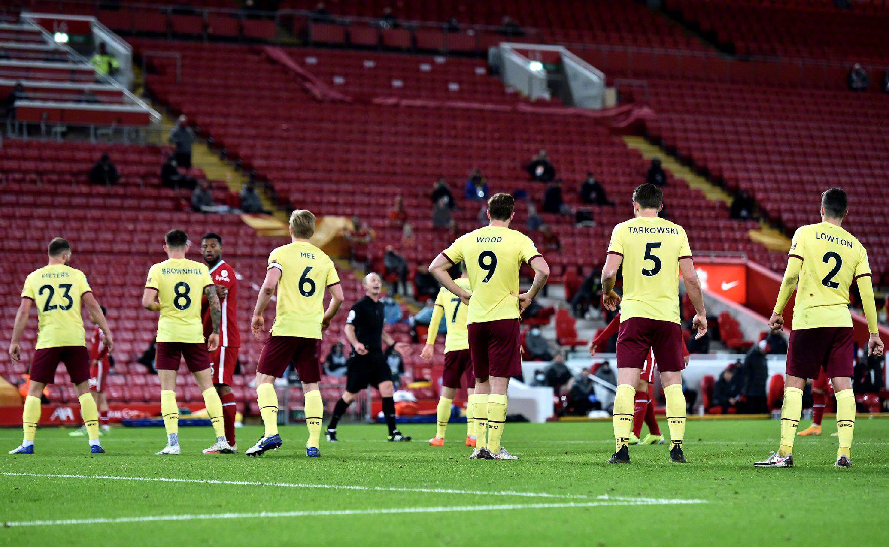 现彻底打垮 现彻底打垮